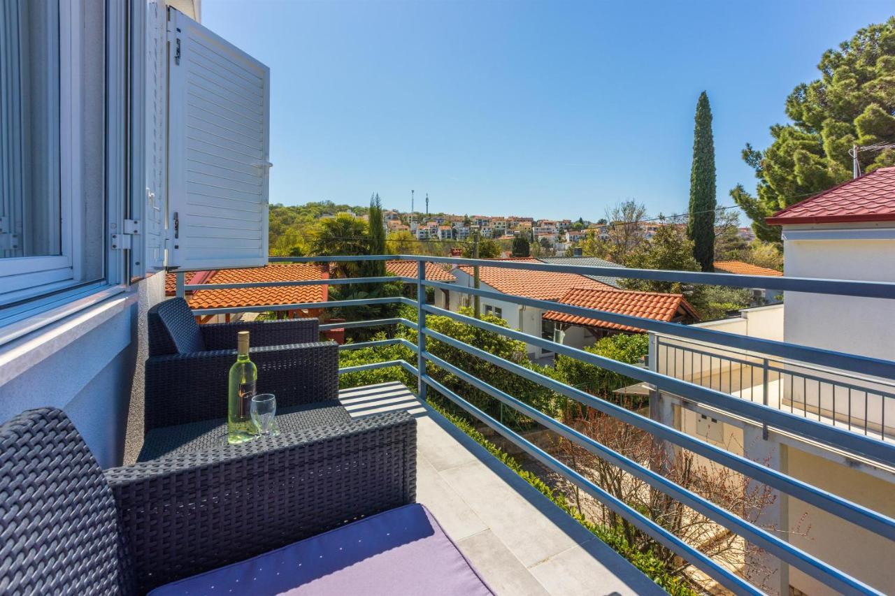 Apartment Vito Njivice Eksteriør bilde